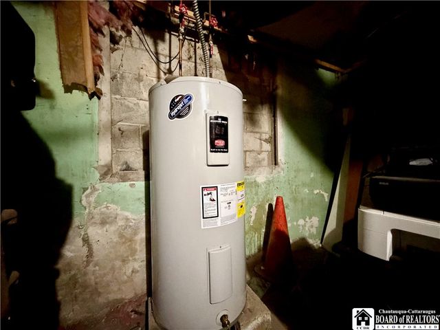 3855 Main Street, Hinsdale, NY 14743