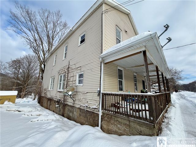 3855 Main Street, Hinsdale, NY 14743