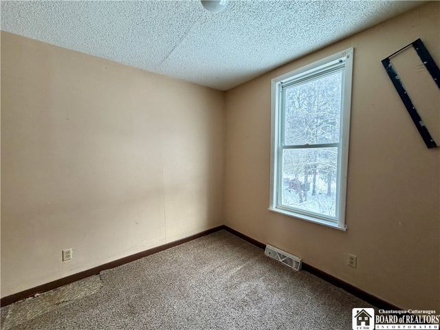 3855 Main Street, Hinsdale, NY 14743