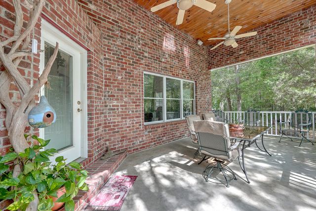 184 Burbank Drive, Cross, SC 29436