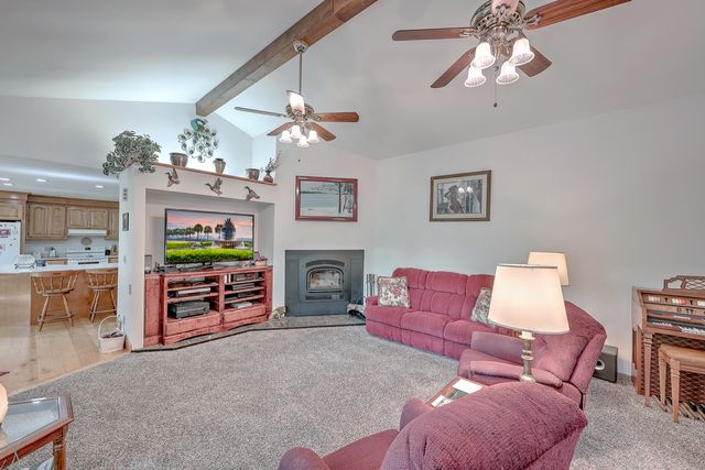 184 Burbank Drive, Cross, SC 29436