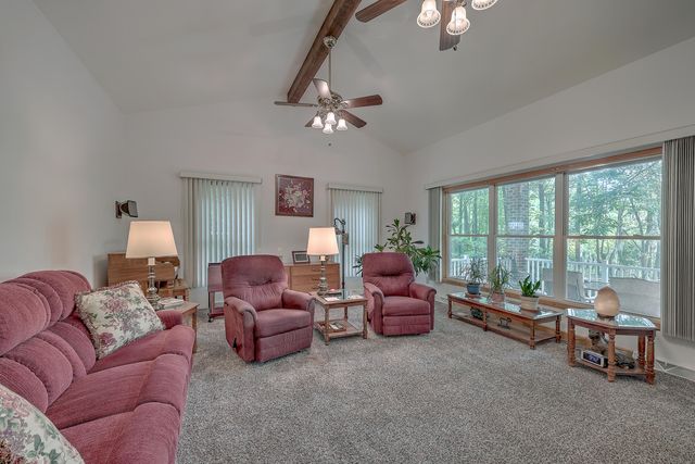 184 Burbank Drive, Cross, SC 29436