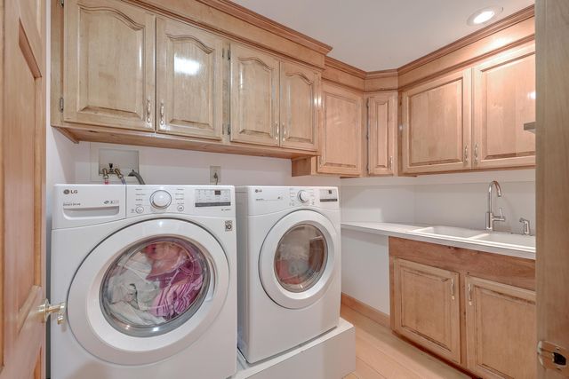 184 Burbank Drive, Cross, SC 29436