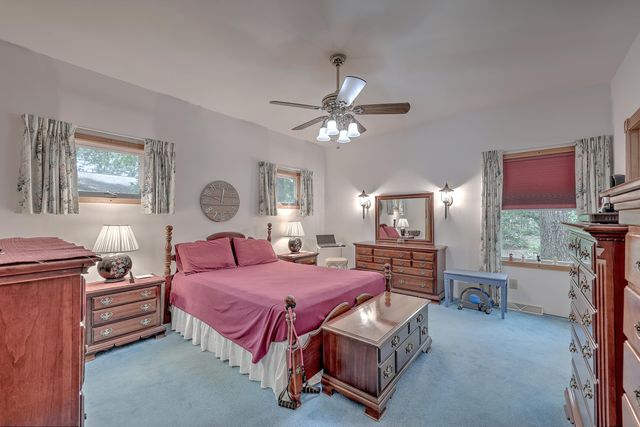 184 Burbank Drive, Cross, SC 29436