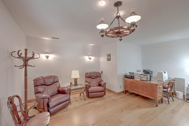 184 Burbank Drive, Cross, SC 29436