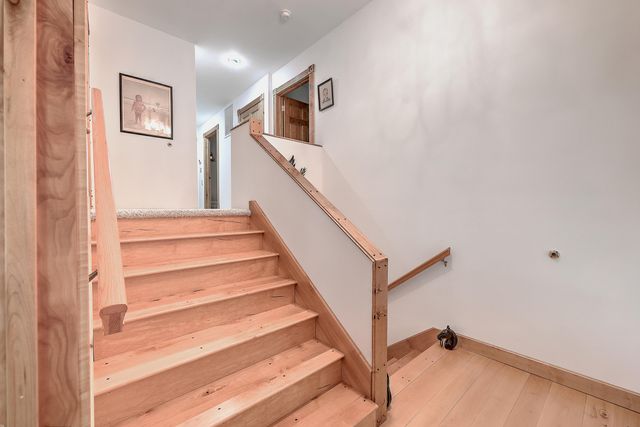 184 Burbank Drive, Cross, SC 29436