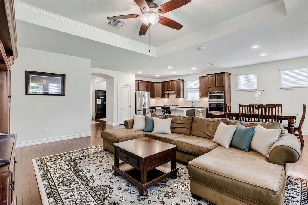 8730 Silent River Road, Frisco, TX 75036 — photo 3