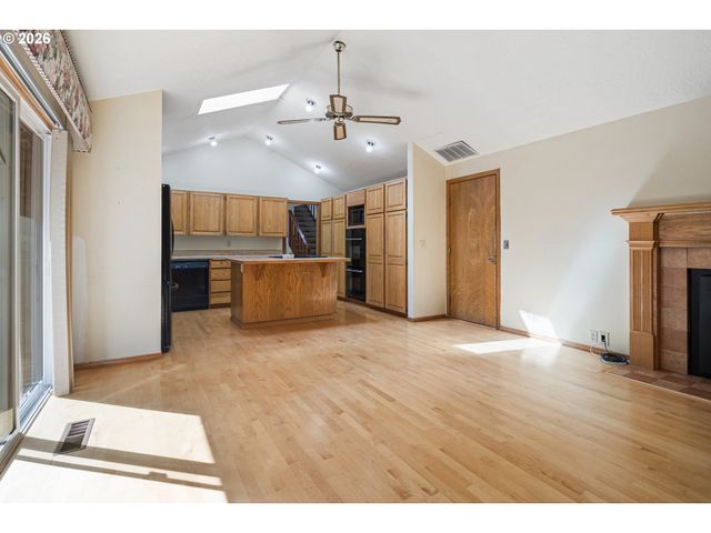 13910 Sw RAWHIDE Ct, Beaverton, OR 97008