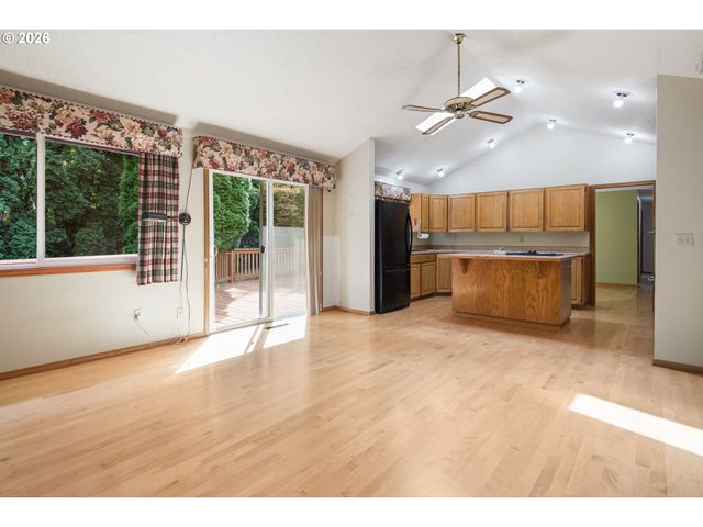 13910 Sw RAWHIDE Ct, Beaverton, OR 97008