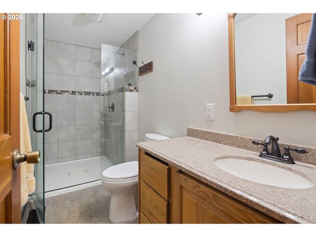 13910 Sw RAWHIDE Ct, Beaverton, OR 97008