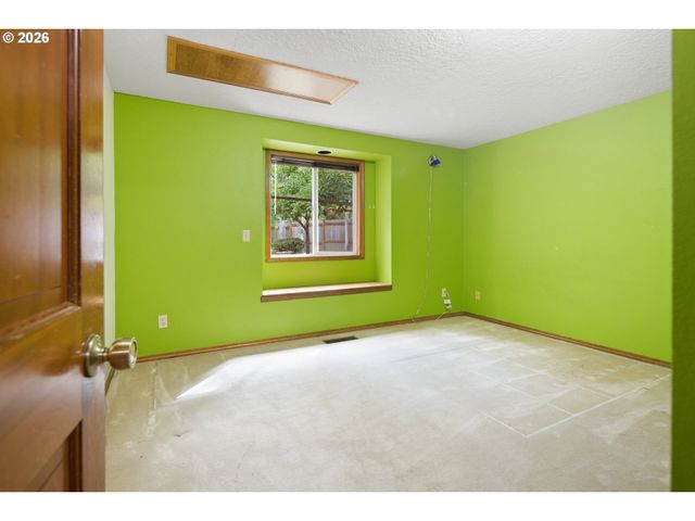 13910 Sw RAWHIDE Ct, Beaverton, OR 97008
