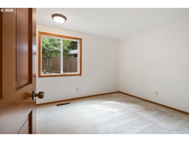13910 Sw RAWHIDE Ct, Beaverton, OR 97008