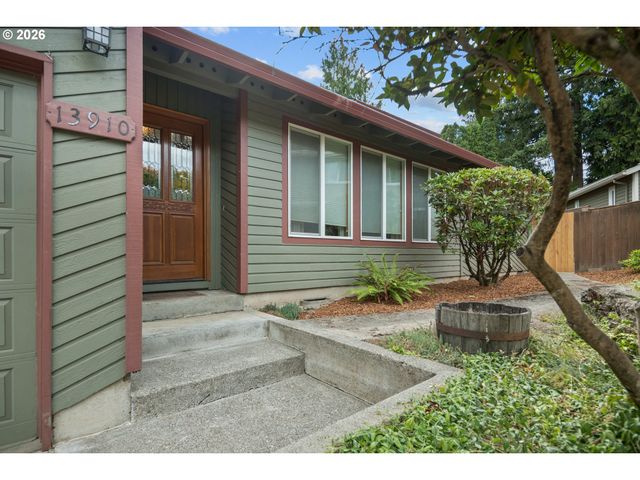 13910 Sw RAWHIDE Ct, Beaverton, OR 97008