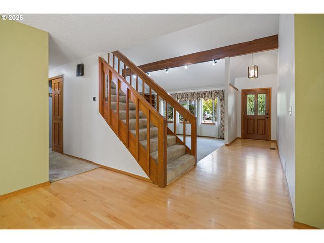 13910 Sw RAWHIDE Ct, Beaverton, OR 97008