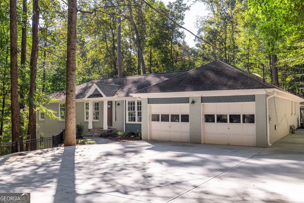 415 Forest Hills Drive, Sandy Springs, GA 30342 — photo 3