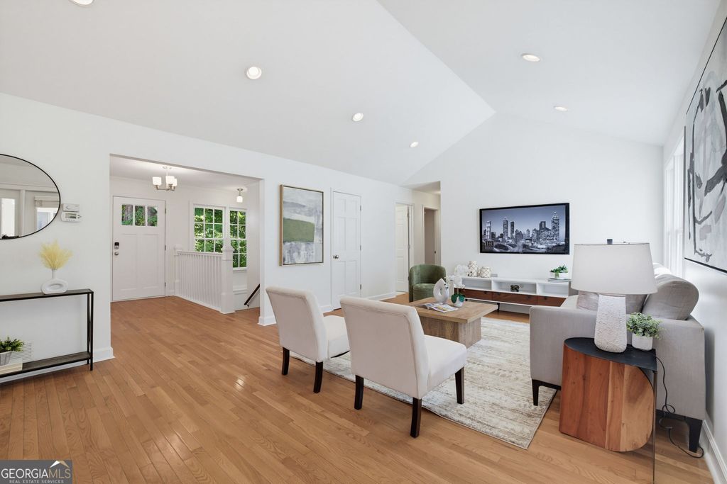 415 Forest Hills Drive, Sandy Springs, GA 30342 — photo 5