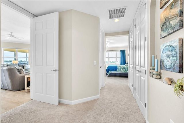 8560 AMBERJACK CIRCLE 301, Englewood, FL 34224