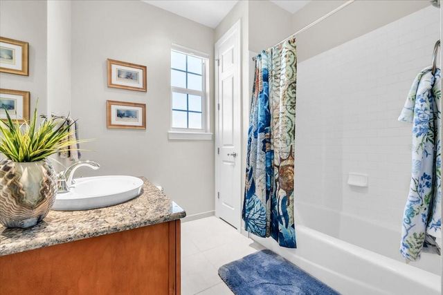 8560 AMBERJACK CIRCLE 301, Englewood, FL 34224