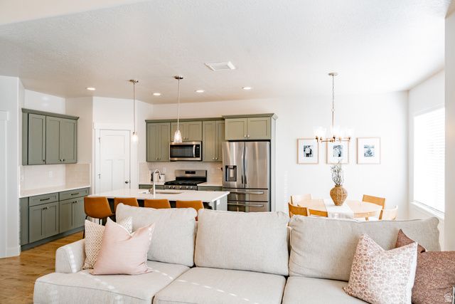 4881 S HEARTWOOD RD, Mapleton, UT 84664