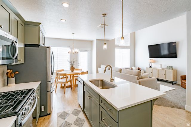 4881 S HEARTWOOD RD, Mapleton, UT 84664