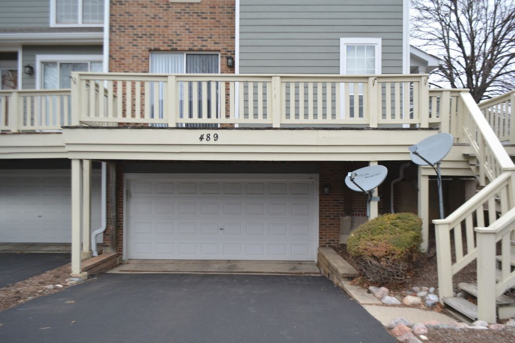 489 W PARKSIDE Drive, Palatine, IL 60067