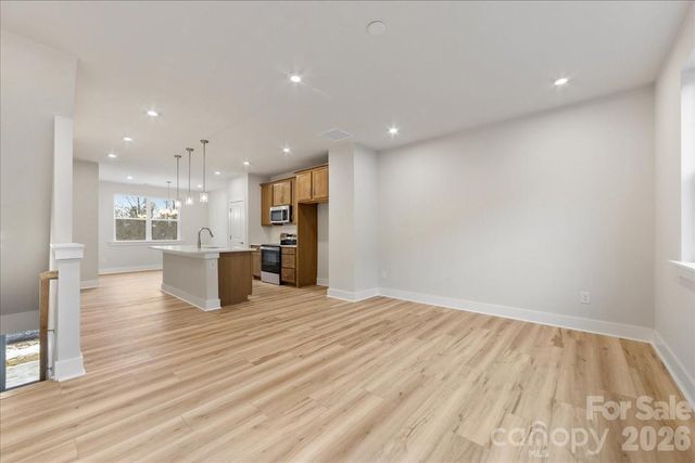 6008 Pivot Court, Charlotte, NC 28205