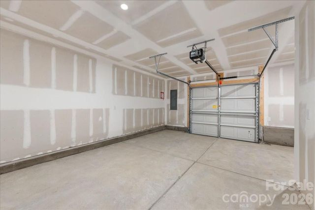 6008 Pivot Court, Charlotte, NC 28205