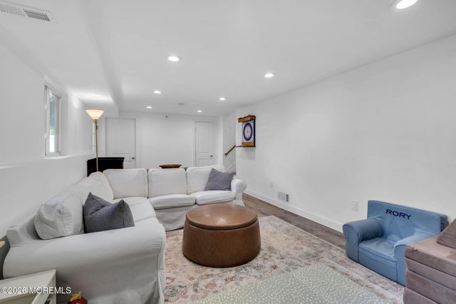 15 Columbia Avenue, Atlantic Highlands, NJ 07716