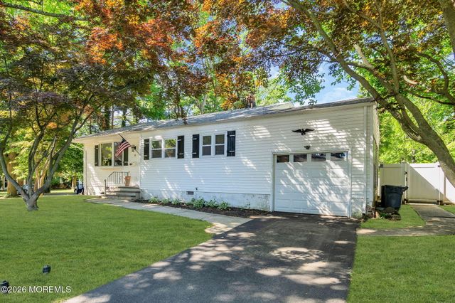 15 Columbia Avenue, Atlantic Highlands, NJ 07716