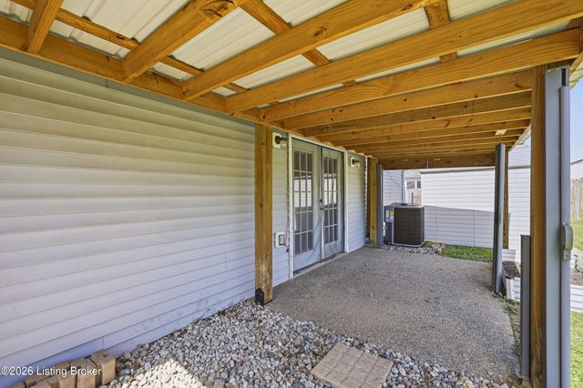 115 Holly Marie Dr, Mt Washington, KY 40047