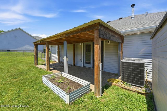 115 Holly Marie Dr, Mt Washington, KY 40047