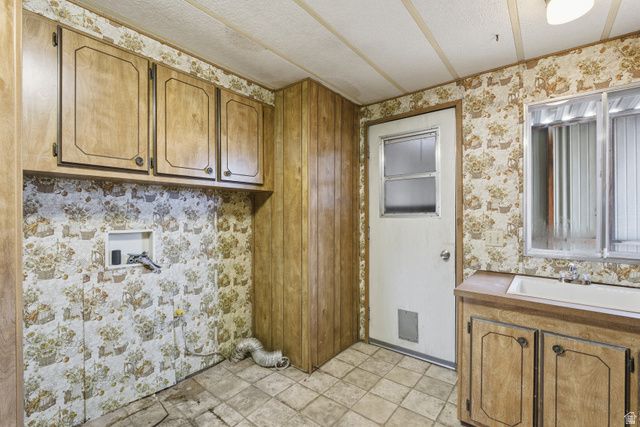 250 N 200 W, Roosevelt, UT 84066