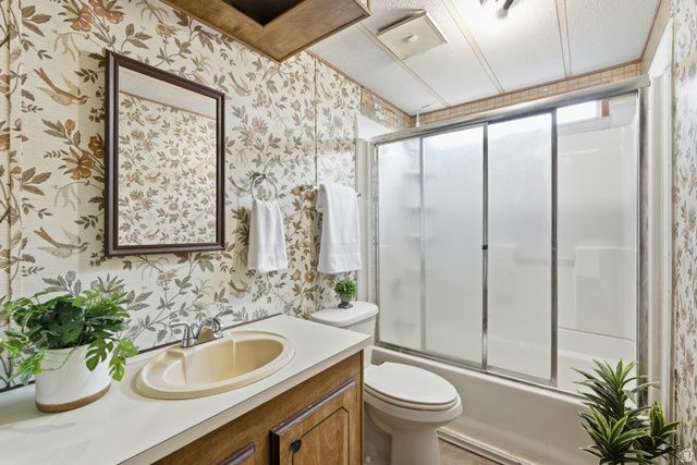 250 N 200 W, Roosevelt, UT 84066