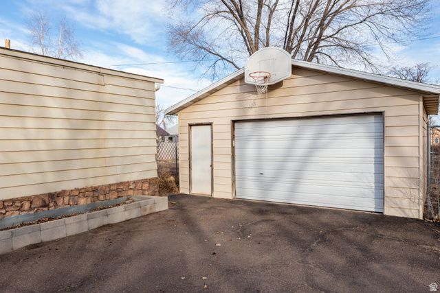 250 N 200 W, Roosevelt, UT 84066