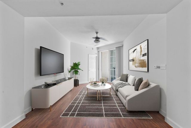 533 NE 3rd Avenue 425, Fort Lauderdale, FL 33301