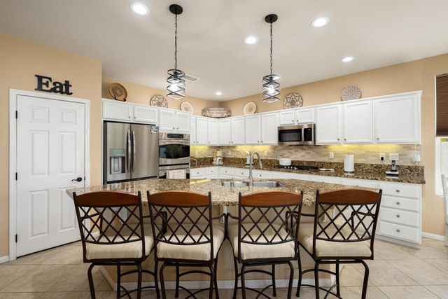 81434 Joshua Tree Court, La Quinta, CA 92253
