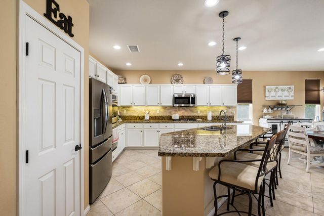81434 Joshua Tree Court, La Quinta, CA 92253