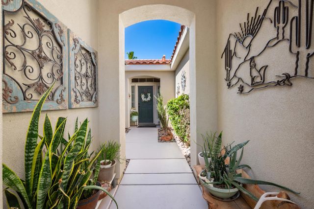 81434 Joshua Tree Court, La Quinta, CA 92253