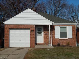 2442 Fortune Avenue, Parma, OH 44134
