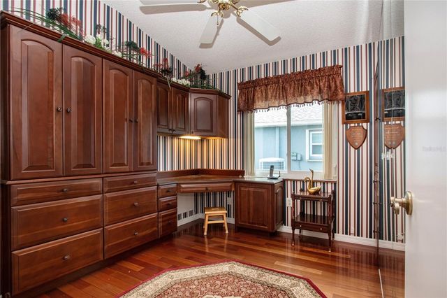 2042 PRESTANCIA LANE, Sun City Center, FL 33573