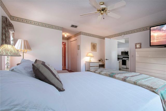 2042 PRESTANCIA LANE, Sun City Center, FL 33573