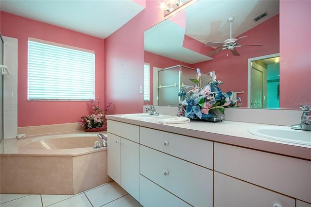 2042 PRESTANCIA LANE, Sun City Center, FL 33573