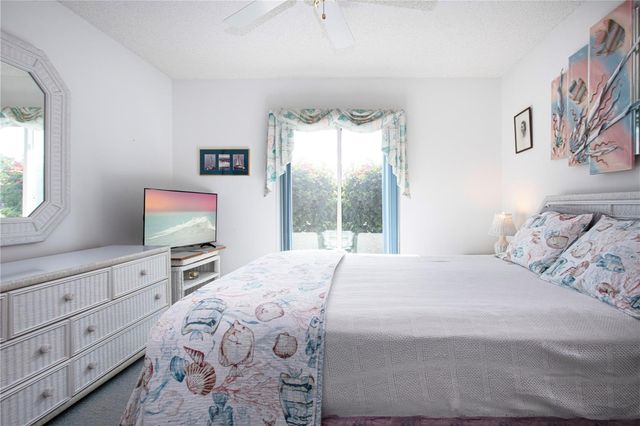 2042 PRESTANCIA LANE, Sun City Center, FL 33573