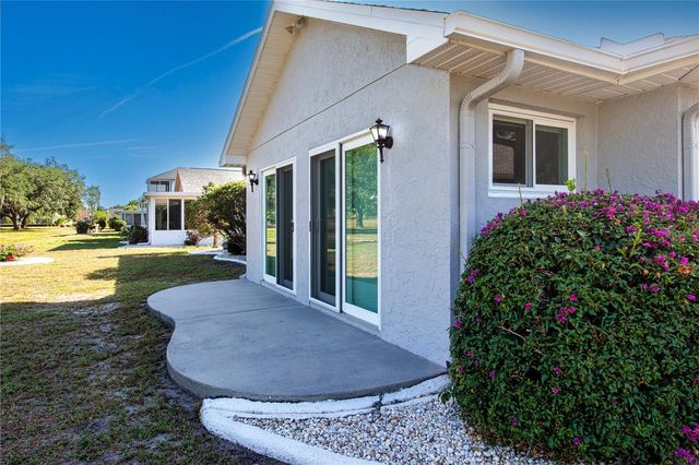 2042 PRESTANCIA LANE, Sun City Center, FL 33573
