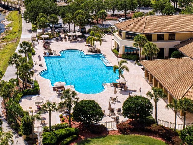 2042 PRESTANCIA LANE, Sun City Center, FL 33573