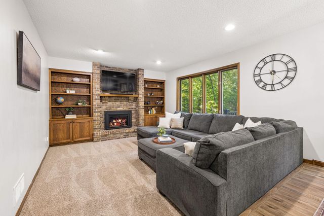 13080 Forestview Circle N, Dayton, MN 55327