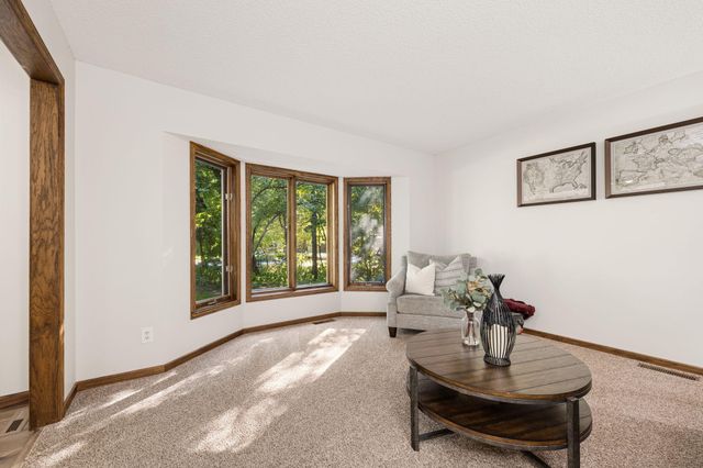 13080 Forestview Circle N, Dayton, MN 55327
