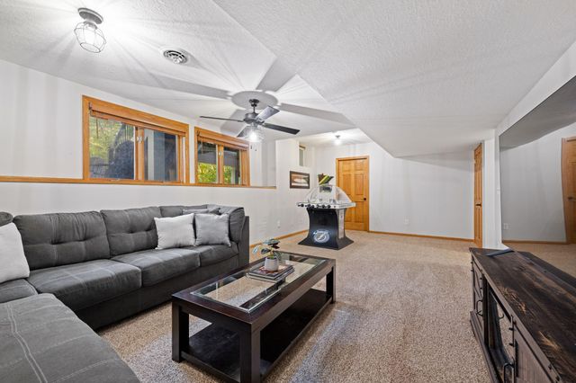 13080 Forestview Circle N, Dayton, MN 55327