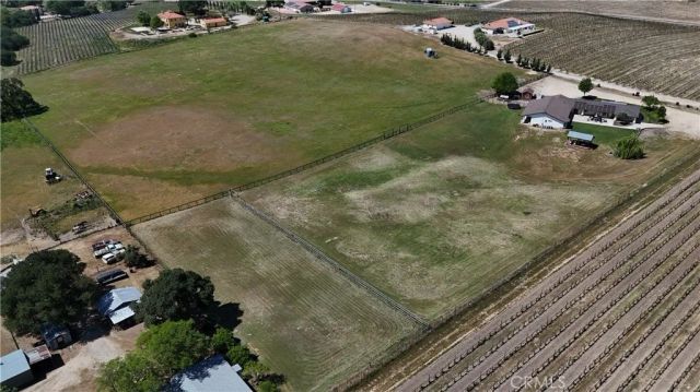 7989 Sundance Trail, Paso Robles, CA 93446