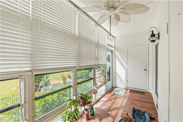 33 Pine Arbor Lane 102, Vero Beach, FL 32962